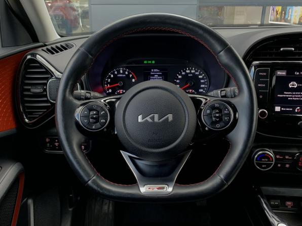 Kia Soul III с пробегом 2022 года, цена 2 499 000 рублей, 49200 км, хэтчбек, Автокод Объявления