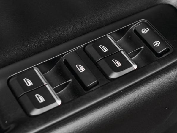 Geely Atlas I с пробегом 2021 года, цена 1 565 000 рублей, 166881 км, внедорожник, Автокод Объявления