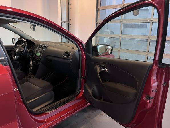 Volkswagen Polo V с пробегом 2014 года, цена 1 133 000 рублей, 104302 км, седан, Автокод Объявления