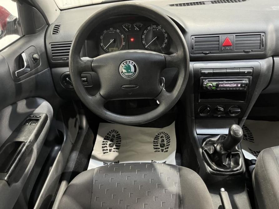 Skoda Octavia I (A4) Рестайлинг Курск  - изображение 9