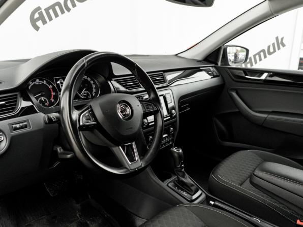 Skoda Rapid I Рестайлинг с пробегом 2018 года, цена 1 465 000 рублей, 86272 км, лифтбек, Автокод Объявления