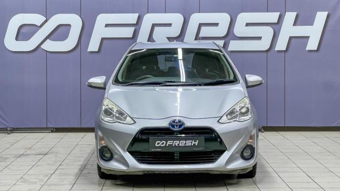 Toyota Aqua I Рестайлинг с пробегом 2016 года, цена 829 000 рублей, 196147 км, хэтчбек, Автокод Объявления