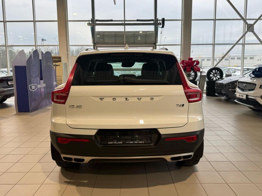 Volvo XC40 I Москва  - изображение 6