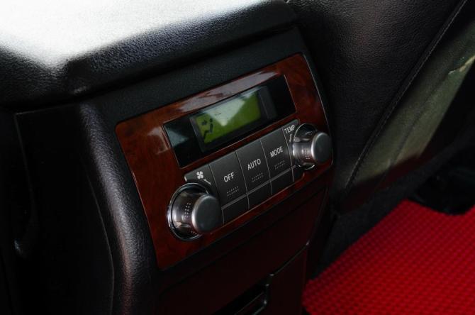 Toyota Highlander II (XU40) Рестайлинг с пробегом 2012 года, цена 1 999 000 рублей, 223000 км, внедорожник, Автокод Объявления