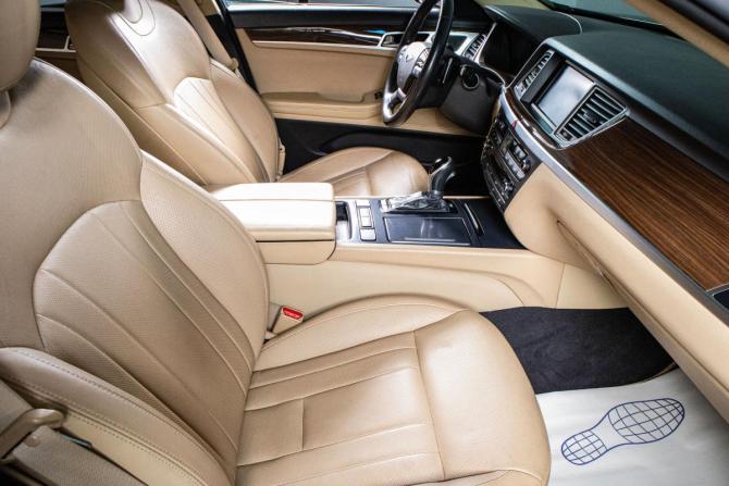 Hyundai Genesis II с пробегом 2015 года, цена 2 689 000 рублей, 74820 км, седан, Автокод Объявления