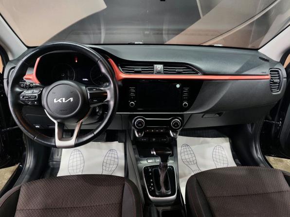 Kia Rio IV Рестайлинг с пробегом 2022 года, цена 1 729 000 рублей, 84266 км, хэтчбек, Автокод Объявления