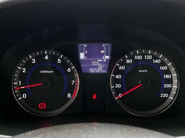 Hyundai Solaris I Рестайлинг с пробегом 2016 года, цена 1 187 000 рублей, 96583 км, седан, Автокод Объявления