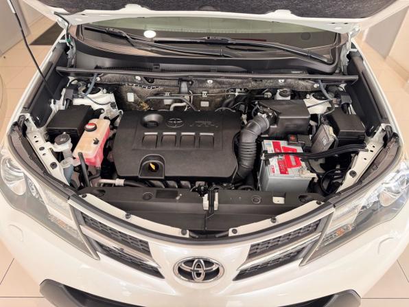 Toyota RAV4 IV (XA40) с пробегом 2015 года, цена 2 290 000 рублей, 131285 км, внедорожник, Автокод Объявления