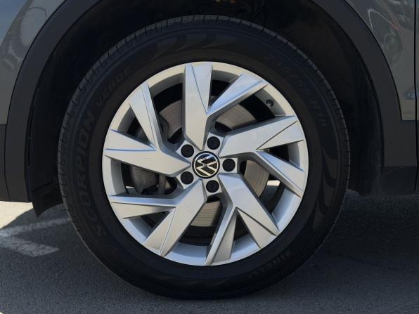 Volkswagen Tiguan II Рестайлинг с пробегом 2021 года, цена 3 700 000 рублей, 37114 км, внедорожник, Автокод Объявления
