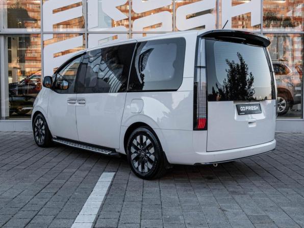 Hyundai Staria I с пробегом 2021 года, цена 4 770 000 рублей, 65382 км, минивэн, Автокод Объявления