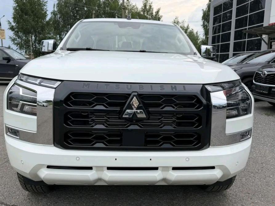 Mitsubishi L200 VI Нижнекамск  - изображение 8