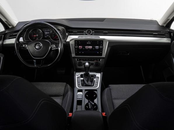 Volkswagen Passat B8 с пробегом 2018 года, цена 2 099 000 рублей, 244654 км, универсал, Автокод Объявления