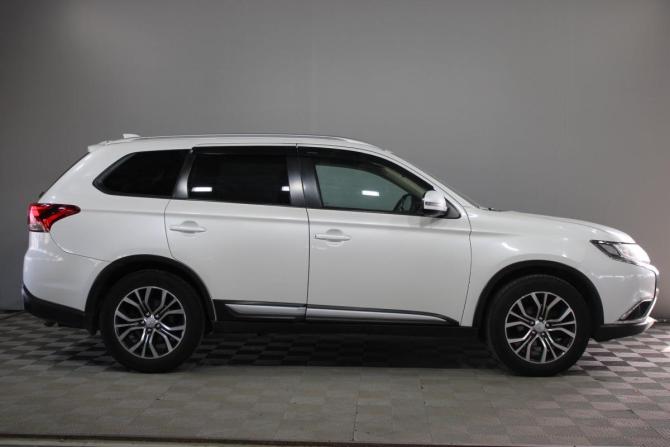 Mitsubishi Outlander III Рестайлинг 2 с пробегом 2018 года, цена 1 449 000 рублей, 249000 км, внедорожник, Автокод Объявления