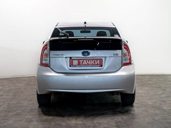 Toyota Prius III Рестайлинг (XW30) с пробегом 2015 года, цена 1 330 000 рублей, 157600 км, лифтбек, Автокод Объявления