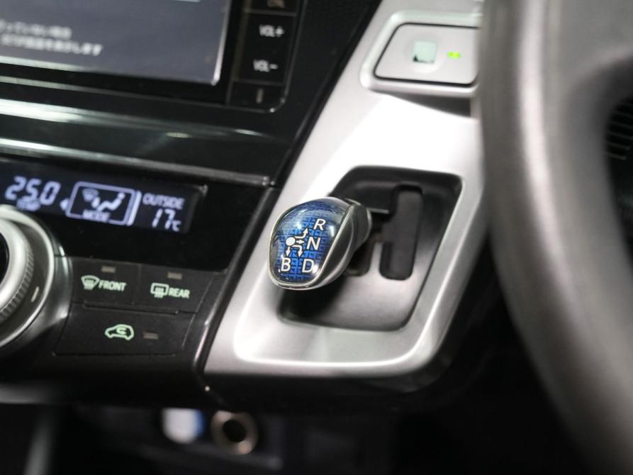 Toyota Prius Alpha I (ZVW40/41) Рестайлинг Новосибирск  - изображение 25
