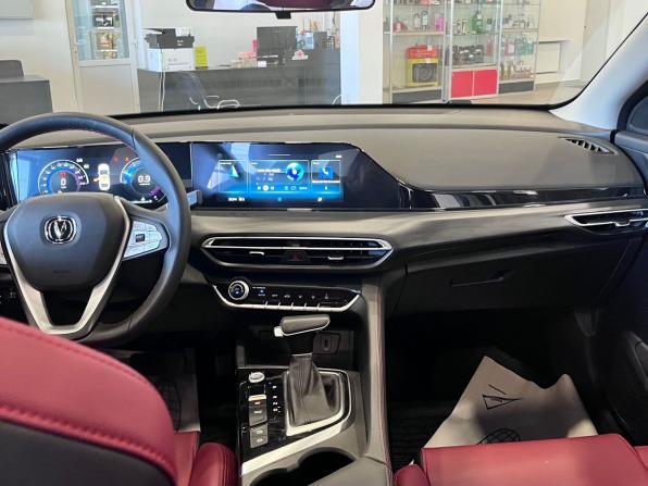 Changan Eado Plus с пробегом 2024 года, цена 2 200 000 рублей, 4510 км, седан, Автокод Объявления