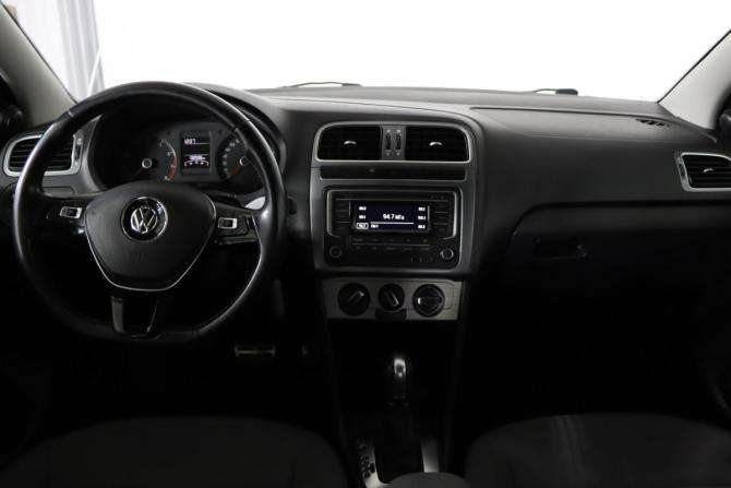 Volkswagen Polo V Рестайлинг с пробегом 2016 года, цена 1 079 990 рублей, 132569 км, седан, Автокод Объявления