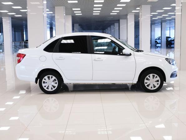 Lada (ВАЗ) Granta I Рестайлинг с пробегом 2023 года, цена 868 000 рублей, 33330 км, седан, Автокод Объявления