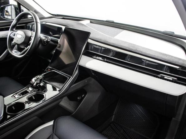 Geely Atlas II с пробегом 2024 года, цена 3 170 000 рублей, 23833 км, внедорожник, Автокод Объявления