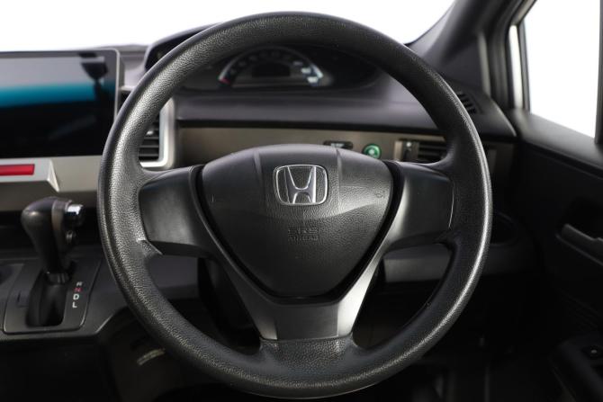 Honda Freed I Рестайлинг с пробегом 2011 года, цена 1 229 000 рублей, 119000 км, компактвэн, Автокод Объявления