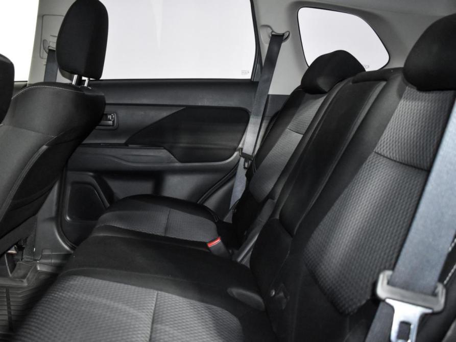 Mitsubishi Outlander III Рестайлинг 3 Санкт-Петербург  - изображение 12