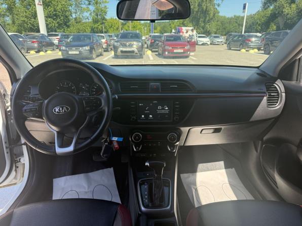 Kia Rio IV с пробегом 2020 года, цена 1 640 000 рублей, 102000 км, седан, Автокод Объявления
