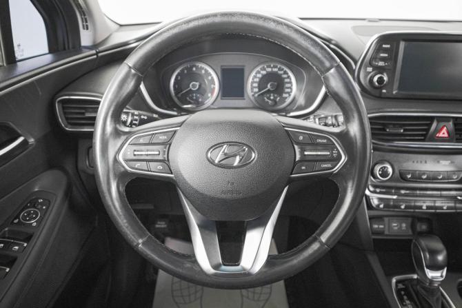 Hyundai Santa Fe IV с пробегом 2019 года, цена 2 999 000 рублей, 101174 км, внедорожник, Автокод Объявления