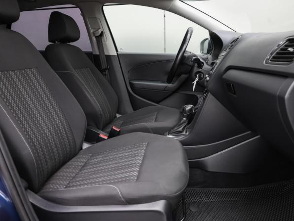Volkswagen Polo V Рестайлинг с пробегом 2016 года, цена 898 000 рублей, 170917 км, седан, Автокод Объявления