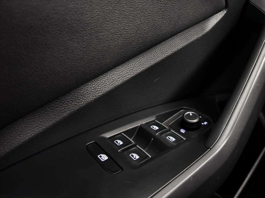 Volkswagen Jetta VII Псков  - изображение 16