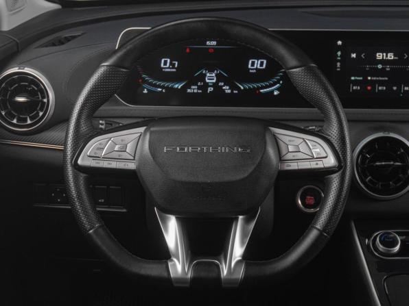 Forthing T5 EVO с пробегом 2023 года, цена 1 929 000 рублей, 35310 км, внедорожник, Автокод Объявления