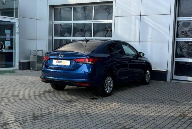 Hyundai Solaris II Рестайлинг с пробегом 2021 года, цена 1 580 000 рублей, 21285 км, седан, Автокод Объявления