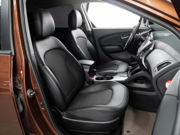 Hyundai ix35 I Рестайлинг с пробегом 2014 года, цена 1 429 000 рублей, 131237 км, внедорожник, Автокод Объявления
