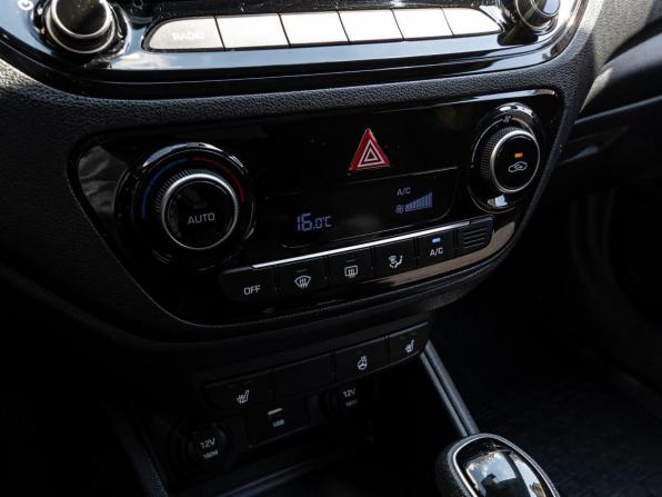 Hyundai Solaris II Рестайлинг с пробегом 2020 года, цена 1 540 000 рублей, 121605 км, седан, Автокод Объявления