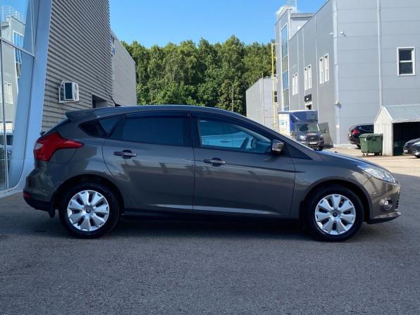 Ford Focus III с пробегом 2013 года, цена 950 000 рублей, 77598 км, хэтчбек, Автокод Объявления
