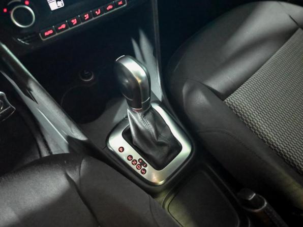 Volkswagen Polo V с пробегом 2015 года, цена 981 000 рублей, 148183 км, седан, Автокод Объявления
