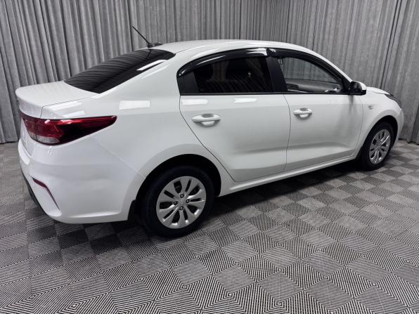 Kia Rio IV с пробегом 2019 года, цена 1 385 000 рублей, 111397 км, седан, Автокод Объявления