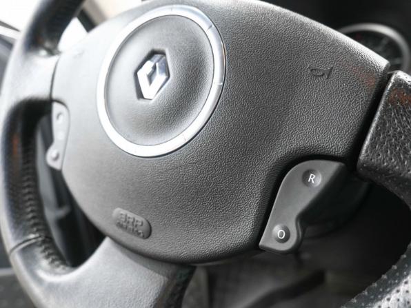 Renault Megane II Рестайлинг с пробегом 2008 года, цена 609 900 рублей, 182000 км, седан, Автокод Объявления