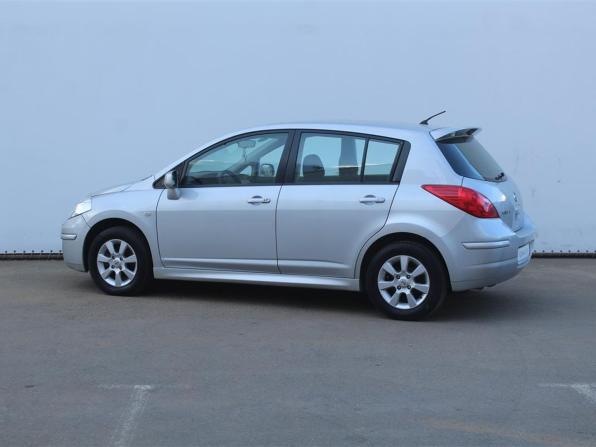 Nissan Tiida I Рестайлинг с пробегом 2011 года, цена 835 000 рублей, 112387 км, хэтчбек, Автокод Объявления