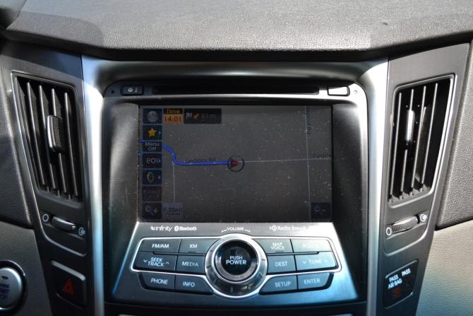 Hyundai Sonata VI (YF) с пробегом 2014 года, цена 1 080 000 рублей, 276519 км, седан, Автокод Объявления