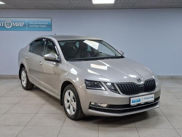 Skoda Octavia III (A7) Рестайлинг с пробегом 2019 года, цена 2 250 000 рублей, 109800 км, лифтбек, Автокод Объявления