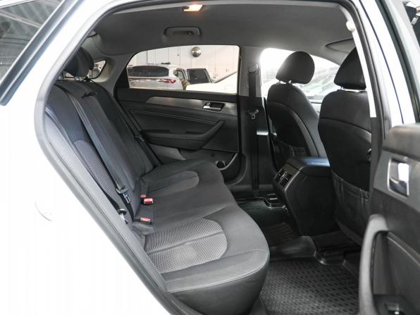Hyundai Sonata VII (LF) Рестайлинг с пробегом 2017 года, цена 1 539 900 рублей, 175746 км, седан, Автокод Объявления