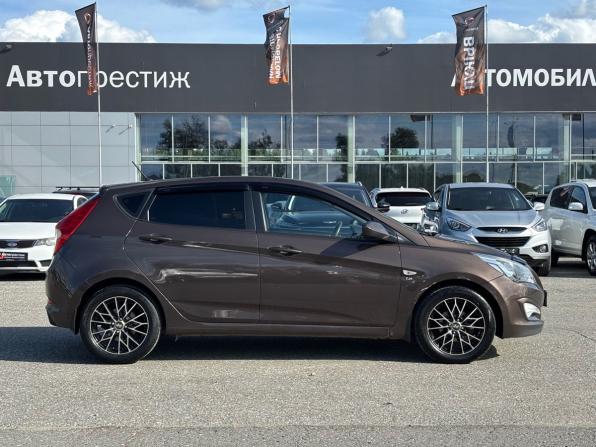 Hyundai Solaris I Рестайлинг с пробегом 2016 года, цена 849 000 рублей, 200338 км, хэтчбек, Автокод Объявления