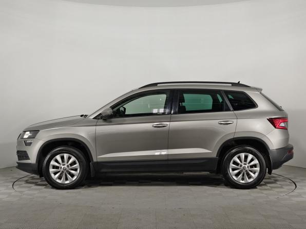Skoda Karoq I с пробегом 2020 года, цена 1 990 000 рублей, 140505 км, внедорожник, Автокод Объявления
