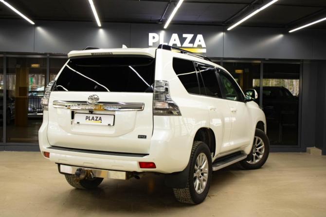 Toyota Land Cruiser Prado 150 Series Рестайлинг 1 с пробегом 2017 года, цена 3 849 000 рублей, 220113 км, внедорожник, Автокод Объявления