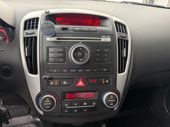 Kia Ceed I Рестайлинг с пробегом 2010 года, цена 880 000 рублей, 169200 км, хэтчбек, Автокод Объявления