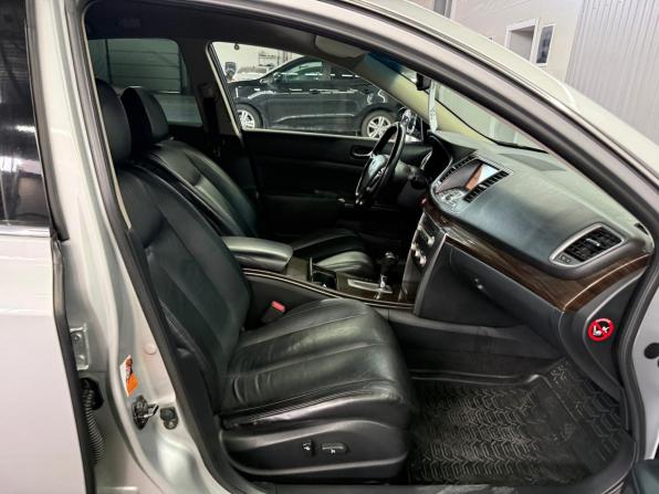 Nissan Teana II Рестайлинг с пробегом 2011 года, цена 1 097 000 рублей, 270624 км, седан, Автокод Объявления