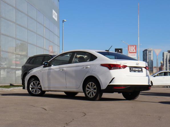Hyundai Solaris II Рестайлинг с пробегом 2021 года, цена 1 585 000 рублей, 81512 км, седан, Автокод Объявления