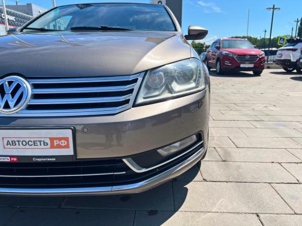 Volkswagen Passat B7 с пробегом 2011 года, цена 990 000 рублей, 222126 км, седан, Автокод Объявления