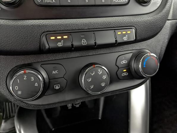 Kia Ceed II Рестайлинг с пробегом 2016 года, цена 1 475 000 рублей, 76045 км, хэтчбек, Автокод Объявления