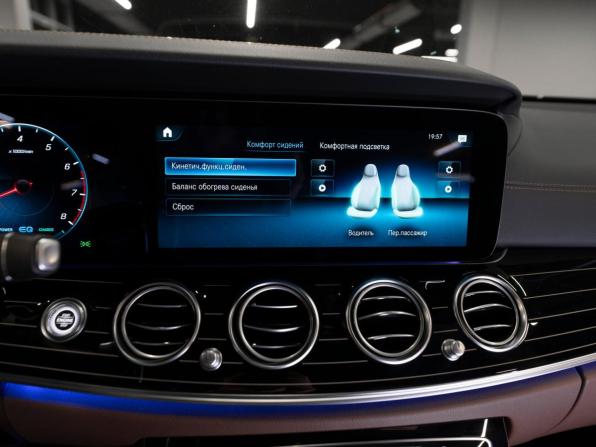 Mercedes-Benz E-Класс V (W213 S213 C238) Рестайлинг с пробегом 2021 года, цена 6 200 000 рублей, 39603 км, седан, Автокод Объявления